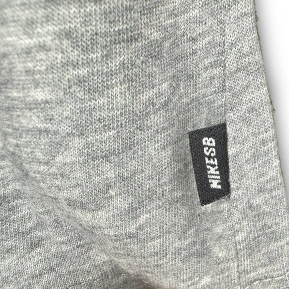 NIKE SB DRI FIT LIMITED EDITION T SHIRT SIZE LARGE - Picture 6 of 6